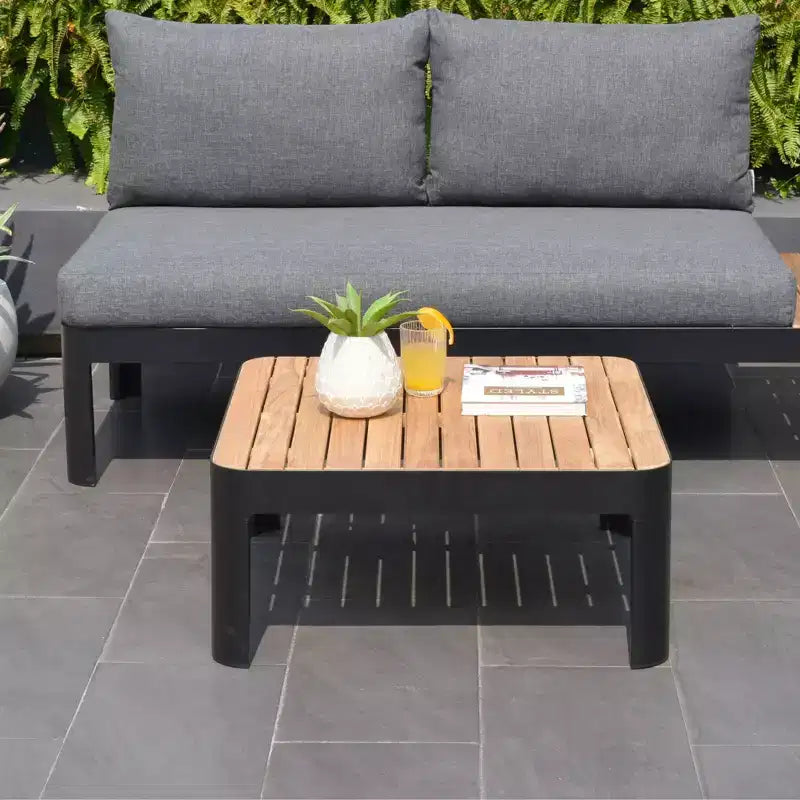 Table basse de patio